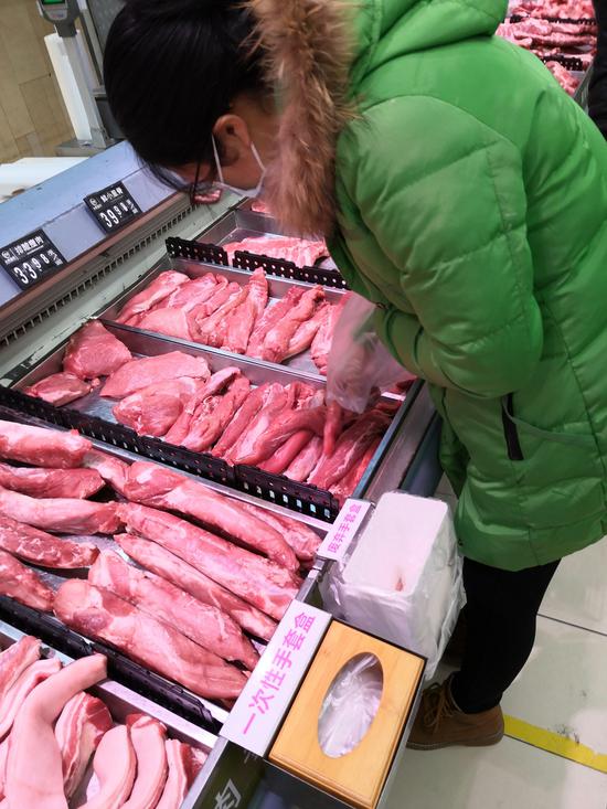 冷链食品安全如何保障？记者探访仓储、运送、售卖全链条
